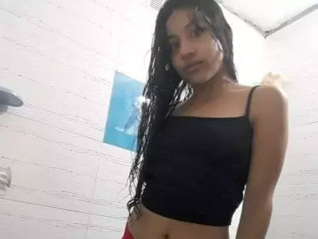 skinnycanella18's Live Sex Cam Show