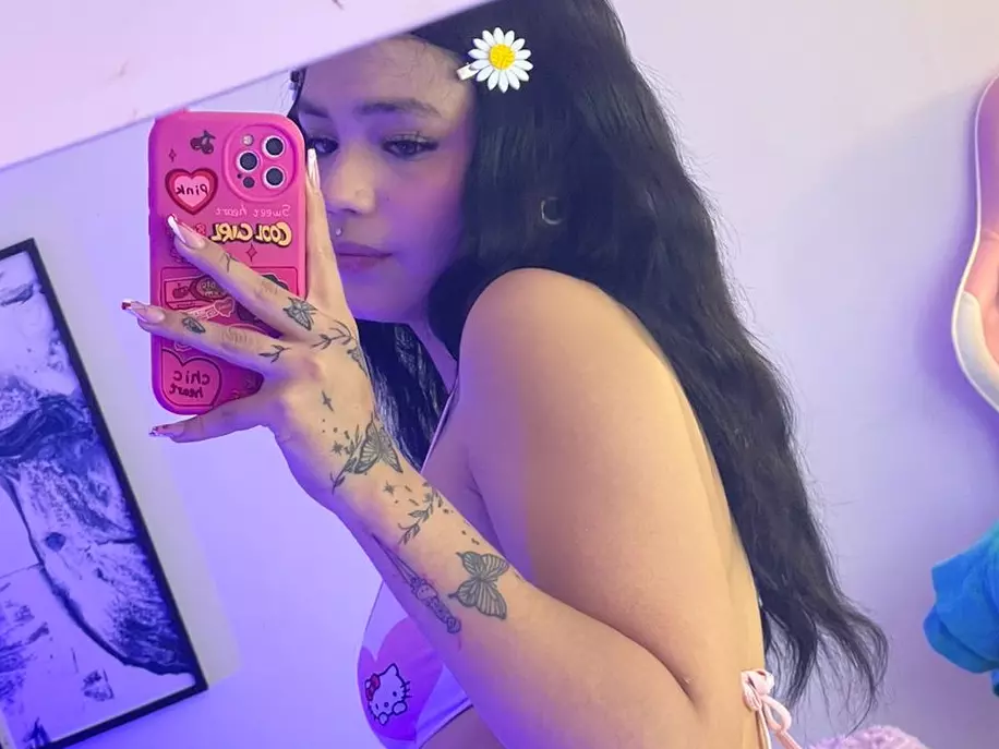 evaa-rosee
