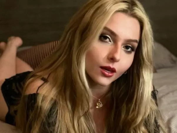 BritneyAmore's Live Sex Cam Show