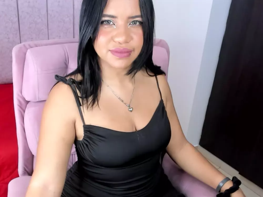 sussy-sophia's Live Sex Cam Show