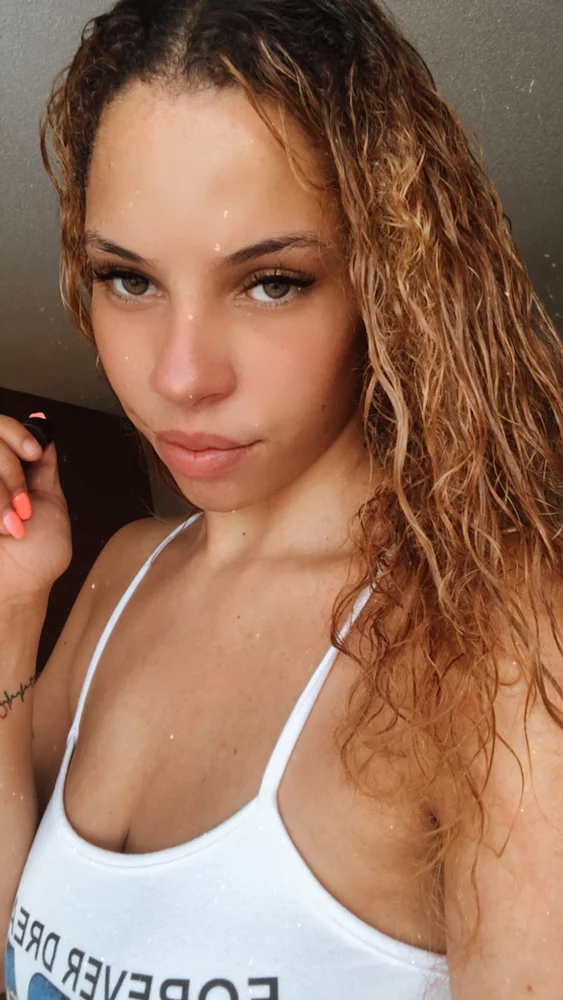 Nyla Reign's Live Sex Cam Show