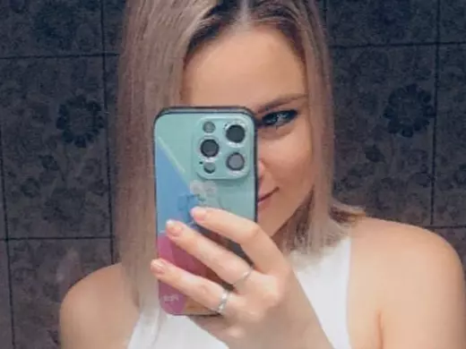 Veronica-Hazel's Live Sex Cam Show