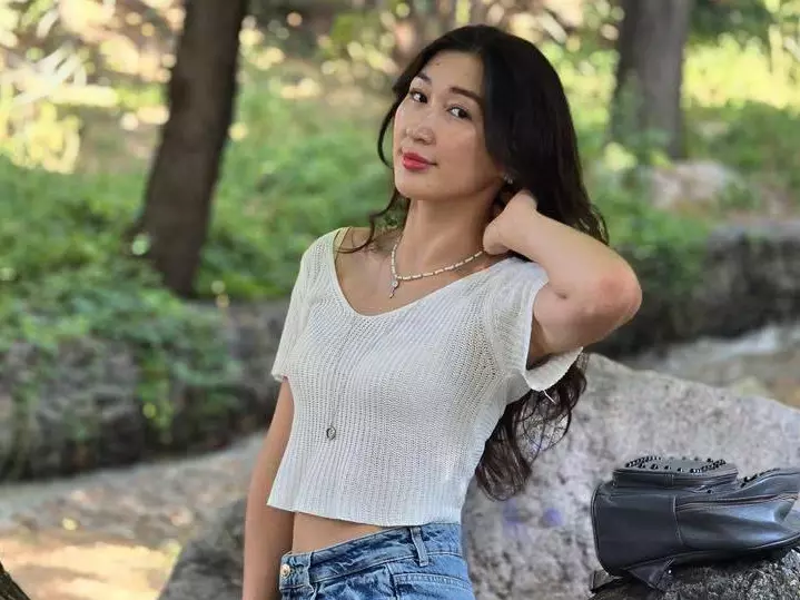 MeloYumi's Live Sex Cam Show