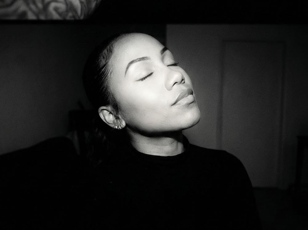Photo 3 of therainqueen