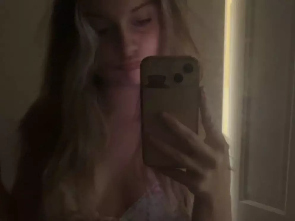 littlelola78's Live Sex Cam Show