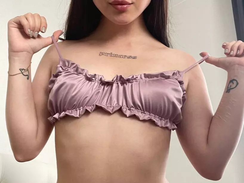 MollySunnyy's Live Sex Cam Show