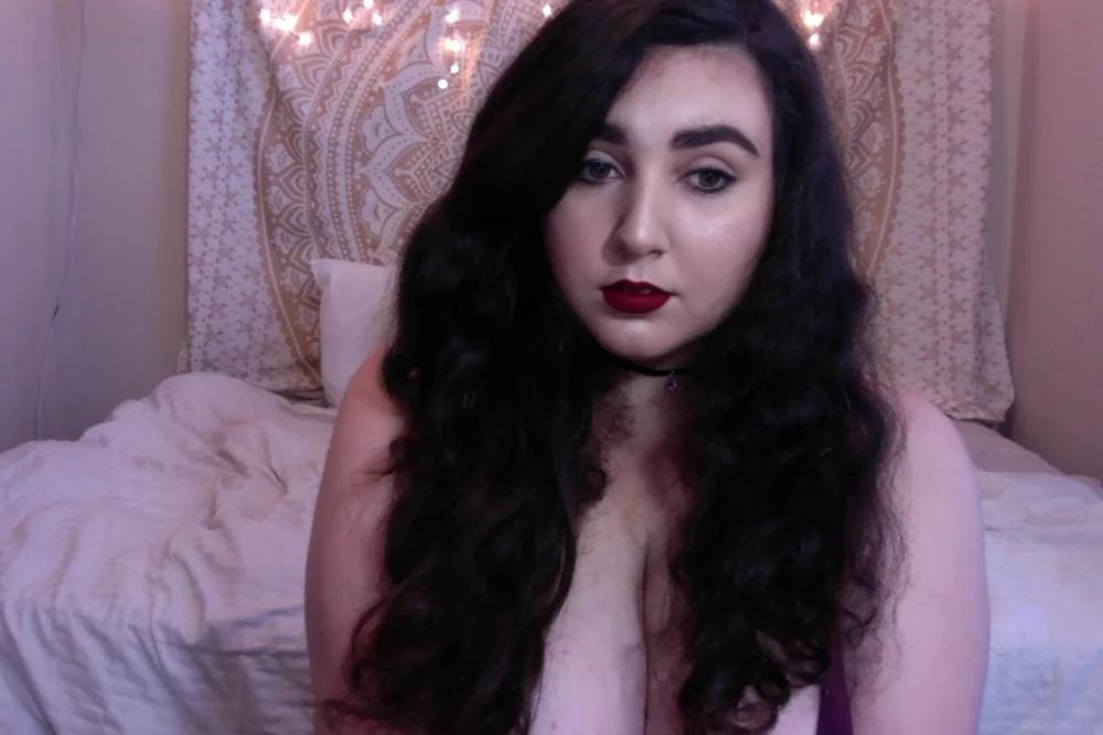FoxyAvery's Live Sex Cam Show