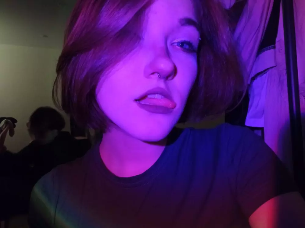 ElletteBoon's Live Sex Cam Show