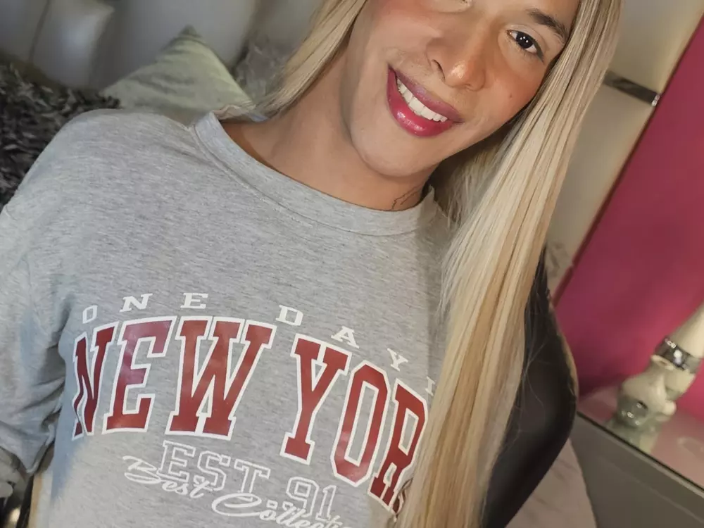 LUISAMMAY's Live Sex Cam Show