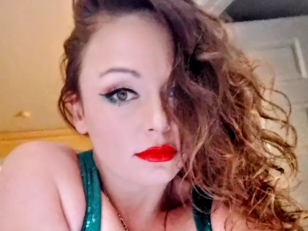 Rebel Hartless's Live Sex Cam Show