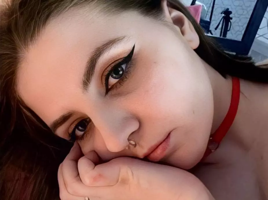 Vivian's Live Sex Cam Show