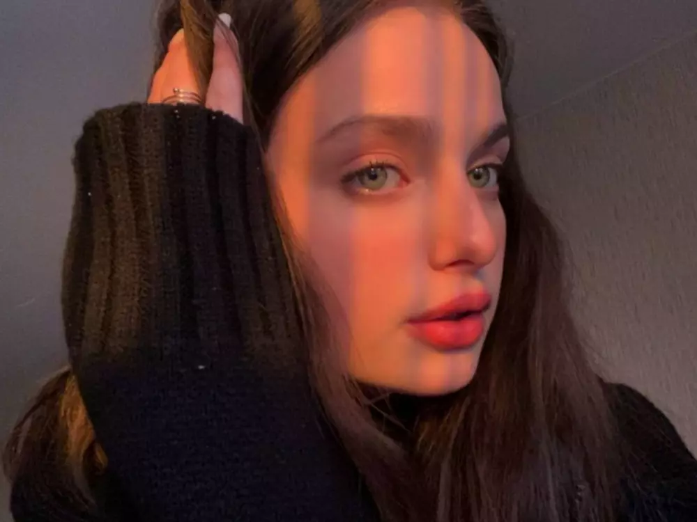 FeliceDarter's Live Sex Cam Show