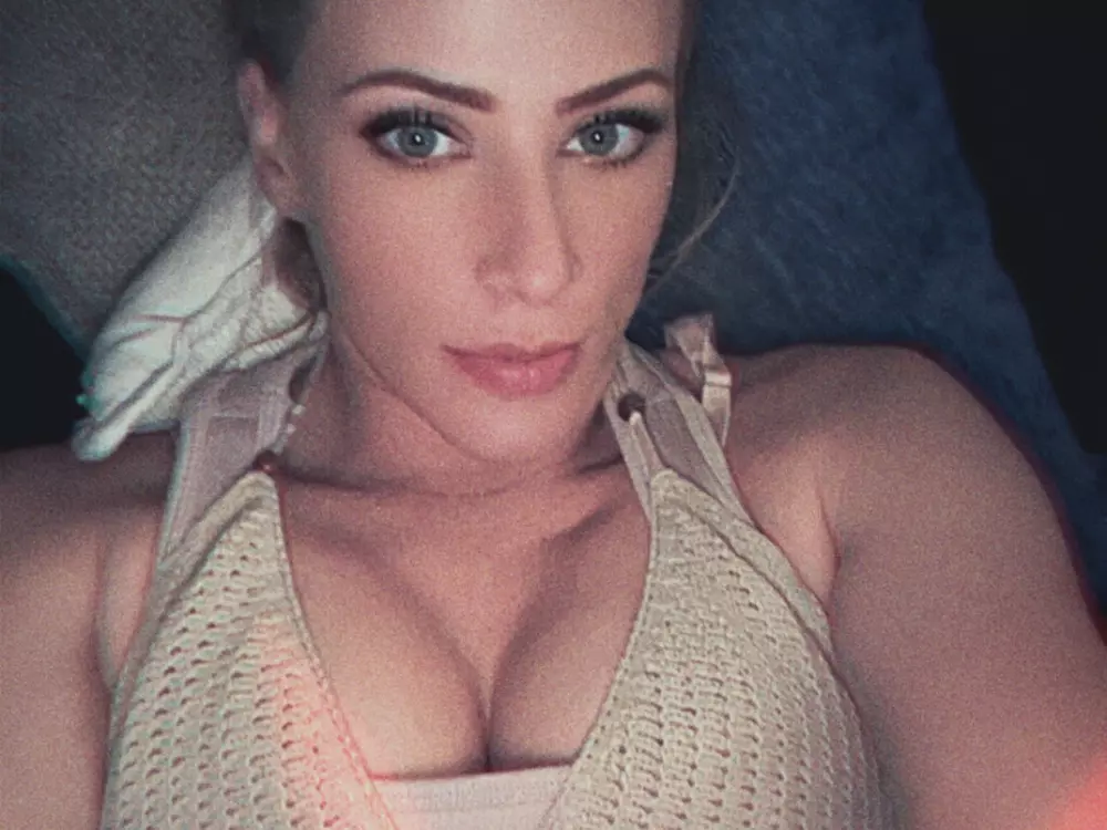 sexylexi's Live Sex Cam Show