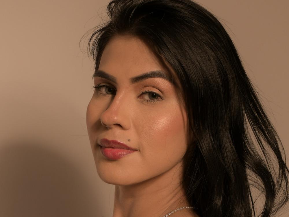 Photo 3 of stephanya
