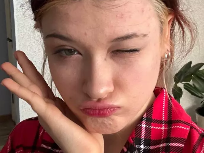 Helin's Live Sex Cam Show