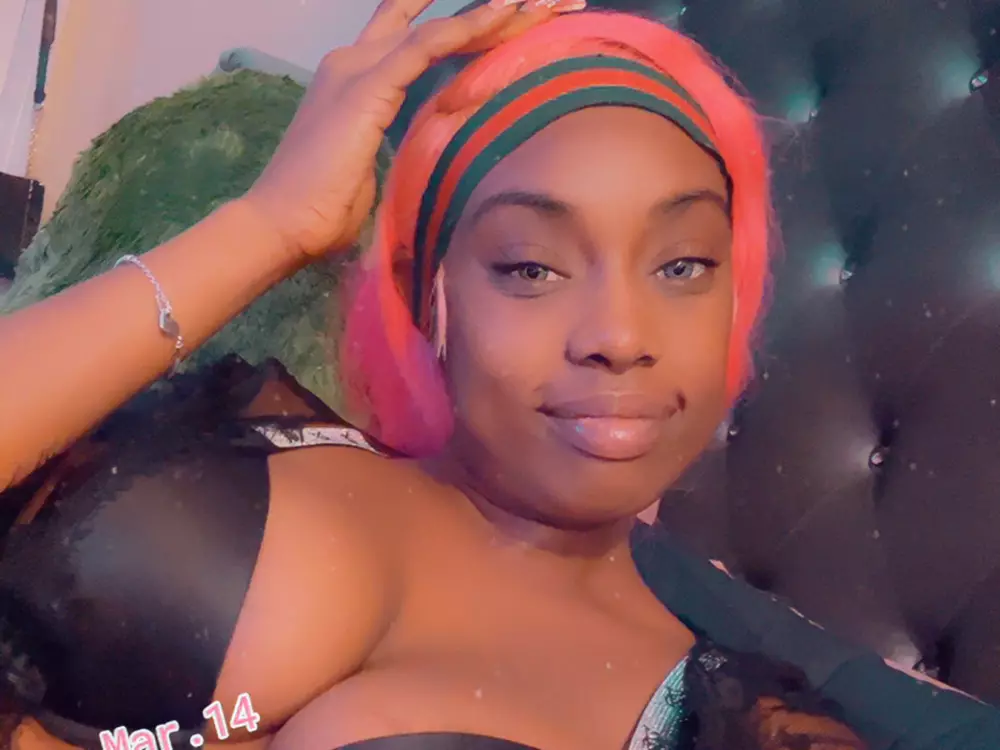 SlimPhat_XO's Live Sex Cam Show