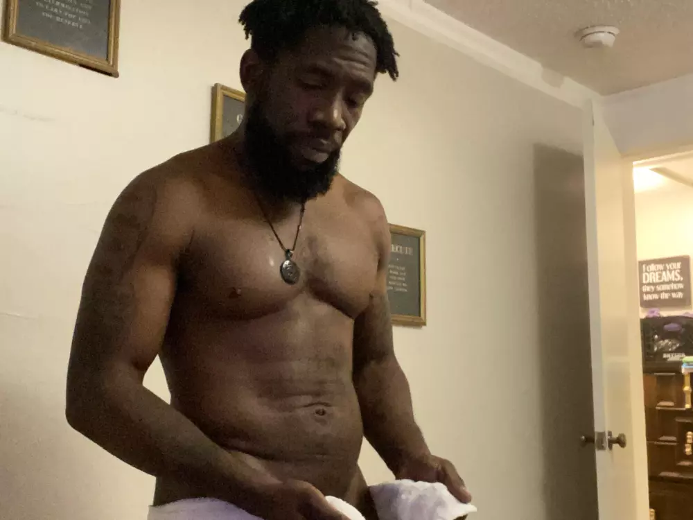 CeoofBigDE's Live Sex Cam Show