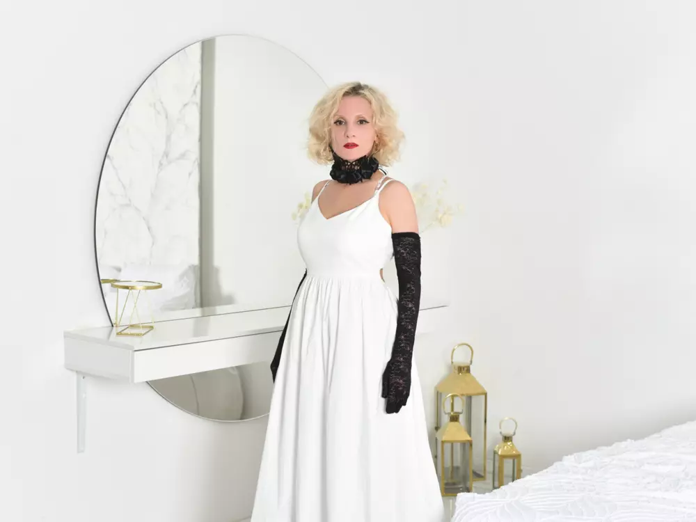 annaqueenmuse
