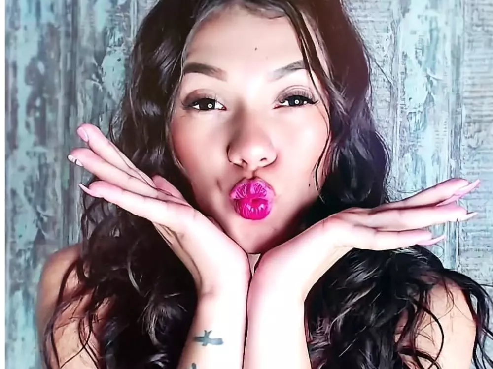 kinkycharlottee