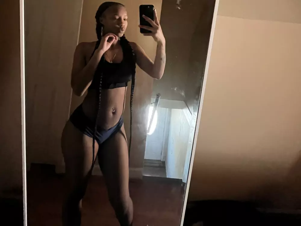lightandcreamy's Live Sex Cam Show