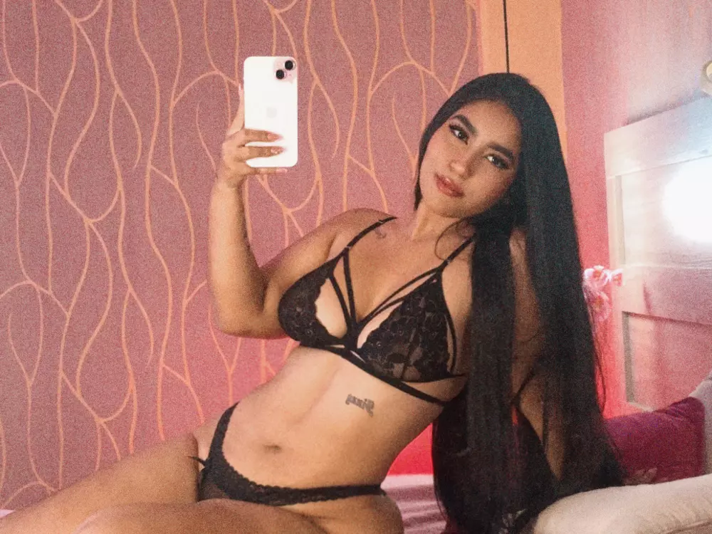 NathyGomez's Live Sex Cam Show