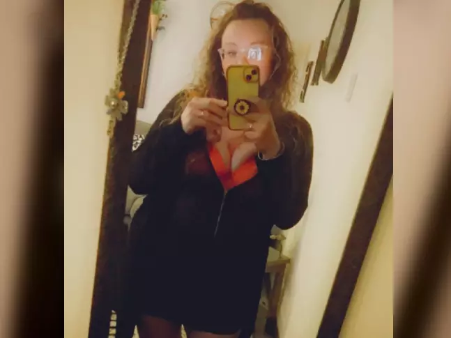 lovely laa's Live Sex Cam Show