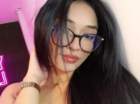 lucia's Live Sex Cam Show