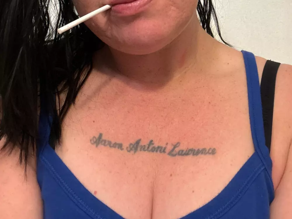 GINJERmae85's Live Sex Cam Show