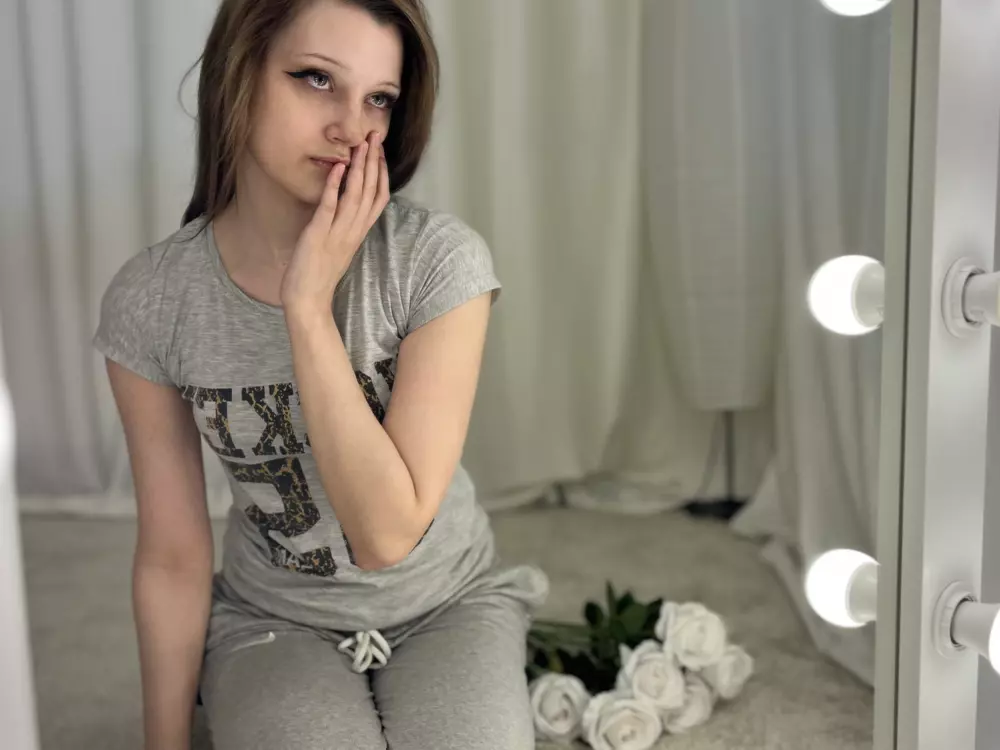OrvaHaith's Live Sex Cam Show