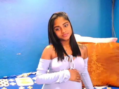 Live cam show with indiansumaya - Indian on Camsoda