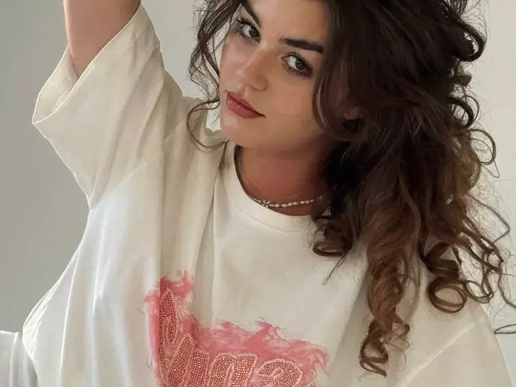Mila's Live Sex Cam Show