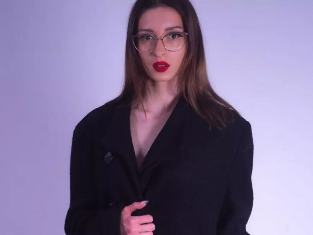 RoseBeckett's Live Sex Cam Show