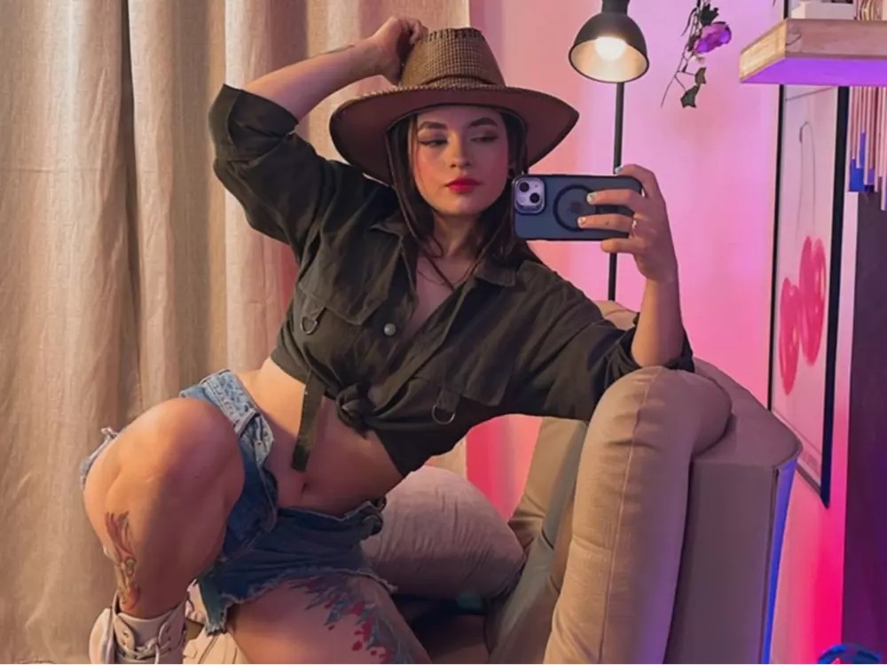 Gaby Manson's Live Sex Cam Show