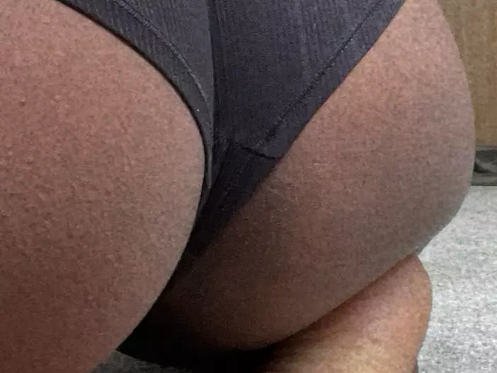 jadabrownu's Live Sex Cam Show