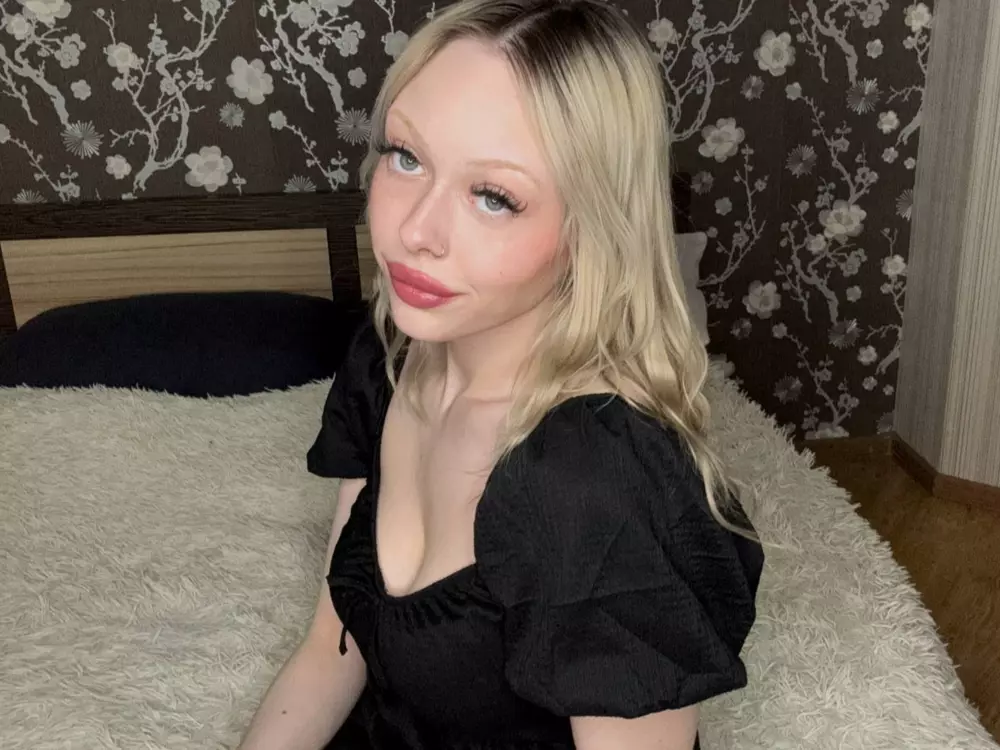 demilodge's Live Sex Cam Show