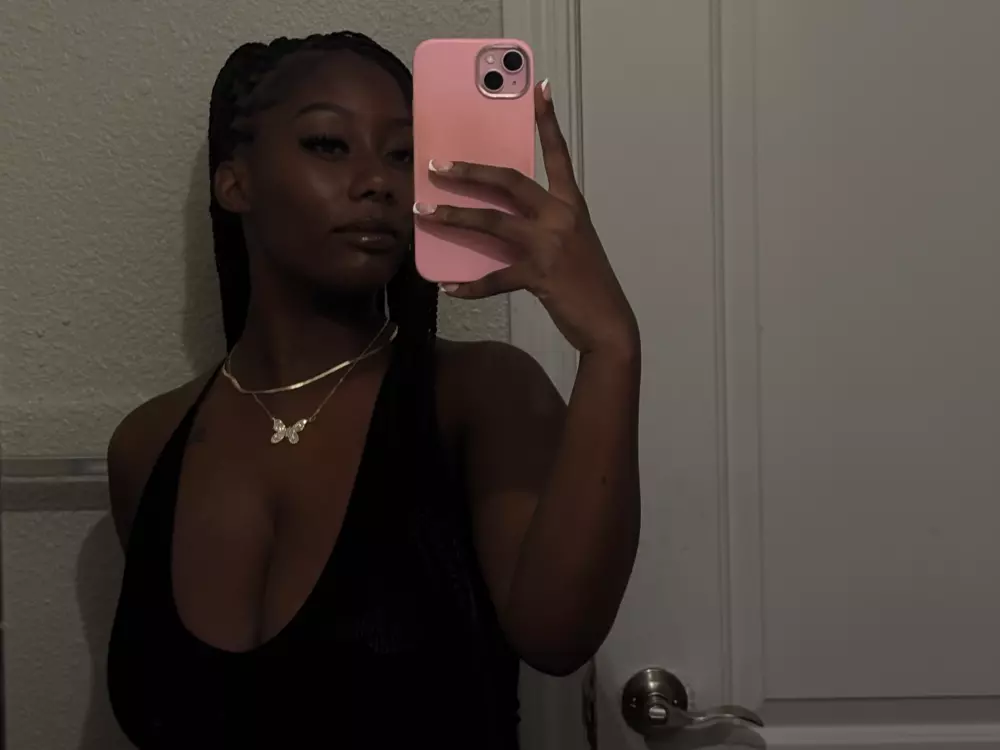 HoneyAdorexo's Live Sex Cam Show