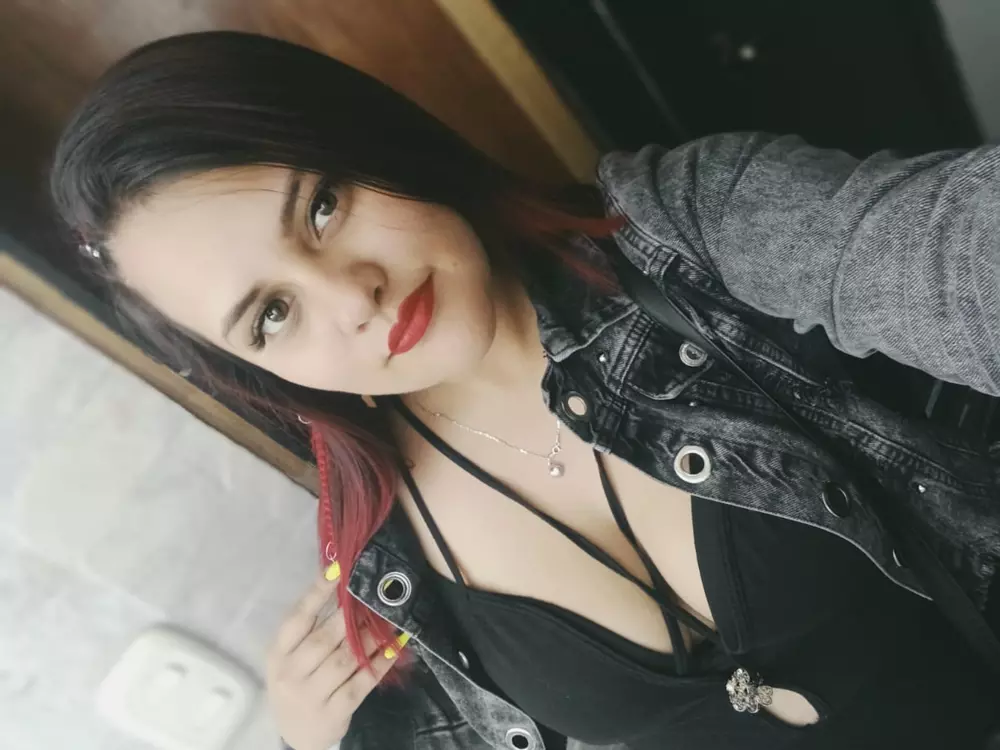 lexi-frost-a