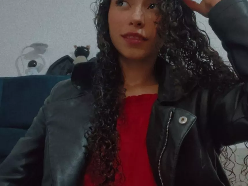 danatella-t