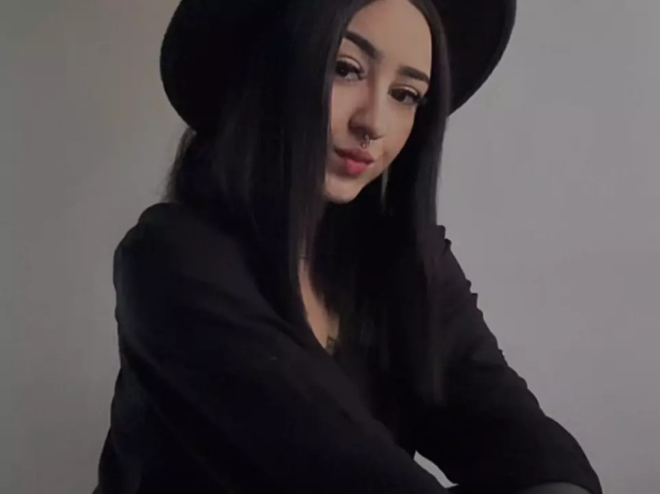 chloeshade