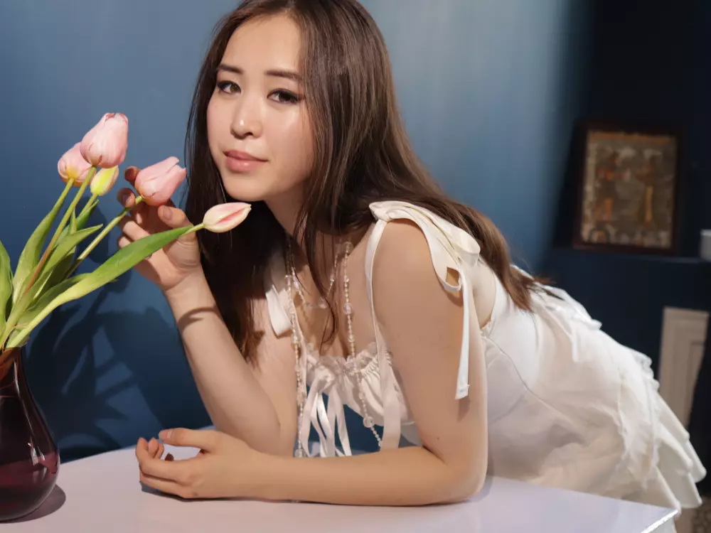 GinnyMills's Live Sex Cam Show