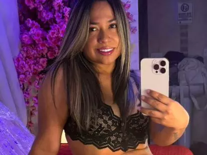 Aylaferrer's Live Sex Cam Show