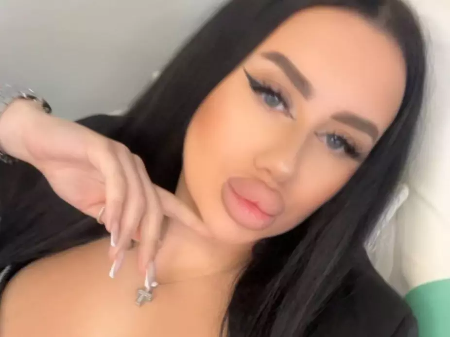 MercyBlake's Live Sex Cam Show
