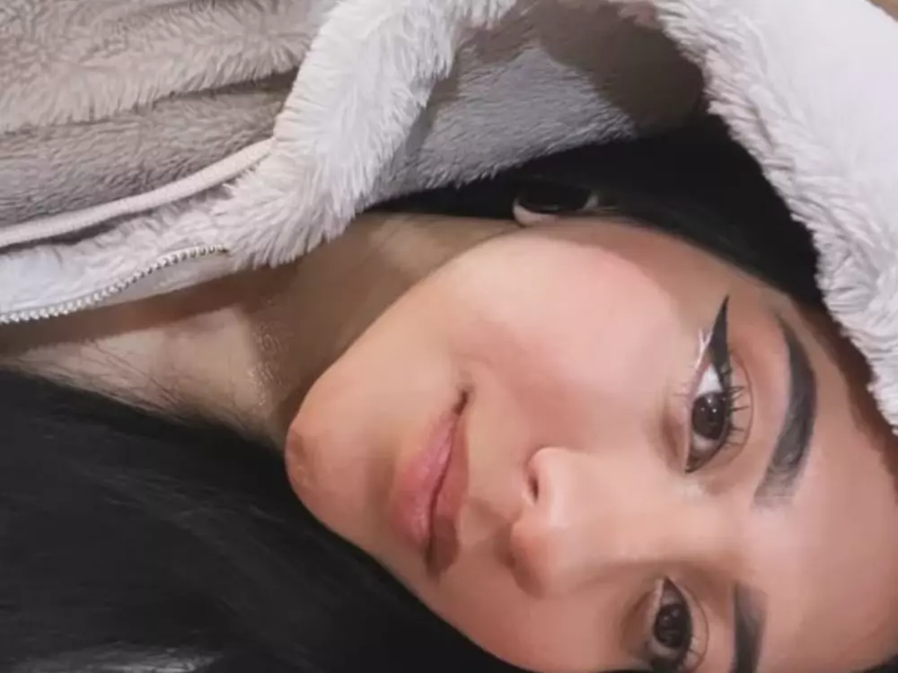 ValeriWhite's Live Sex Cam Show