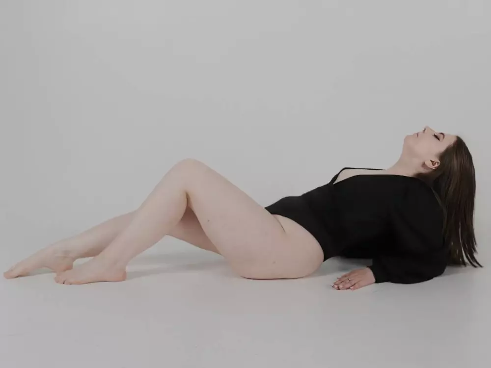 Alicccia's Live Sex Cam Show