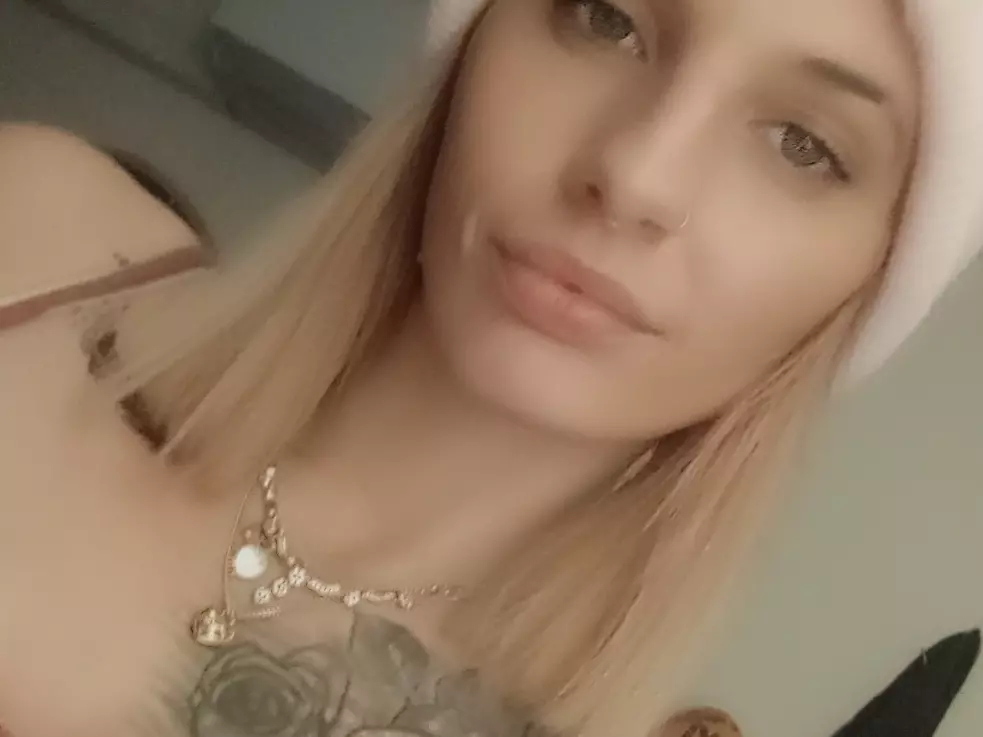 ayleemay1's Live Sex Cam Show