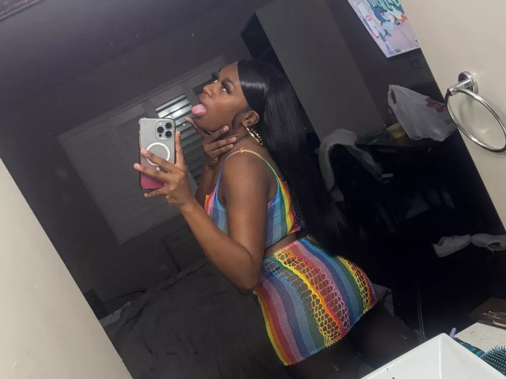 niyathewettest's Live Sex Cam Show
