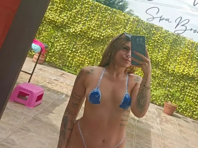 sweethannaa's Live Sex Cam Show