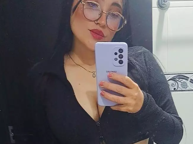 Luunartt's Live Sex Cam Show