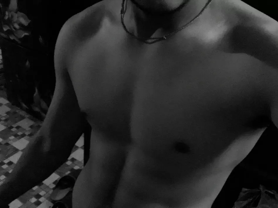 bharatkundnani's Live Sex Cam Show