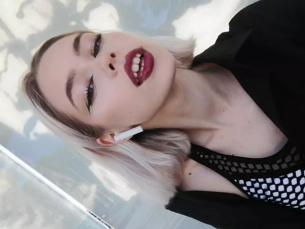 CateBonney's Live Sex Cam Show